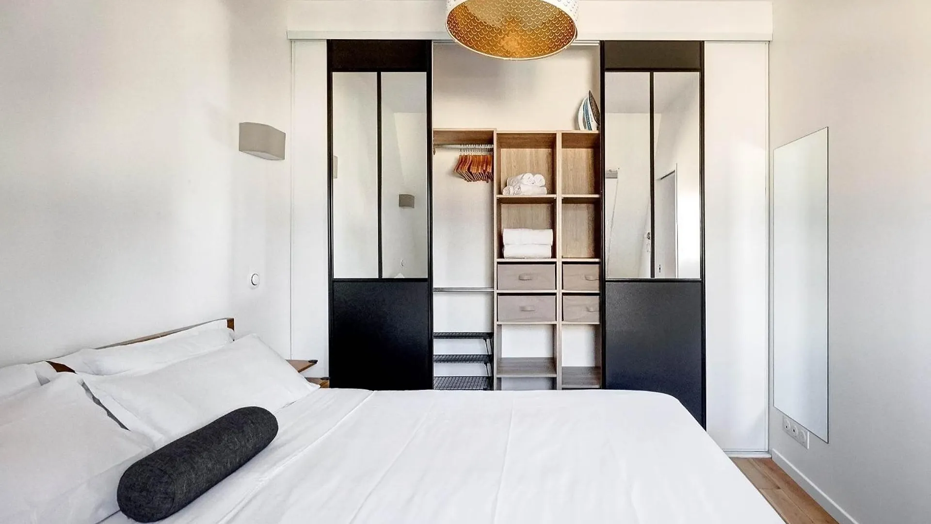 1Br Champs-Elysees - Cityapartmentstay Paris 0*,